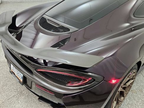 Used 2017 McLaren 570S RWD image 27