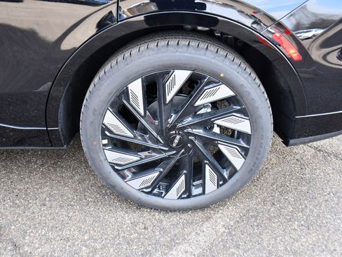 New 2026 Lincoln Nautilus Reserve w/ Jet Appearance Package image 22