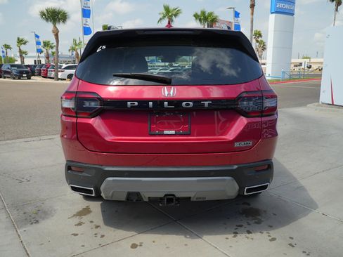 New 2026 Honda Pilot EX-L image 6