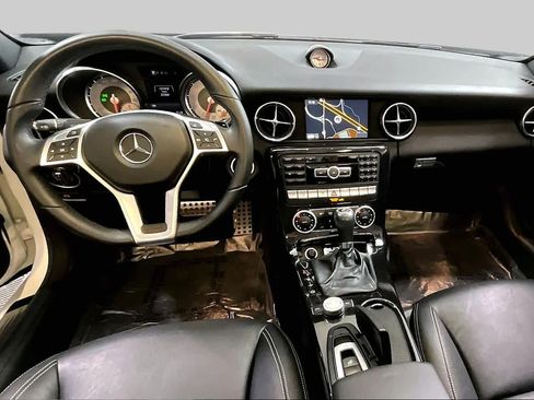 Used 2016 Mercedes-Benz SLK 350 image 15