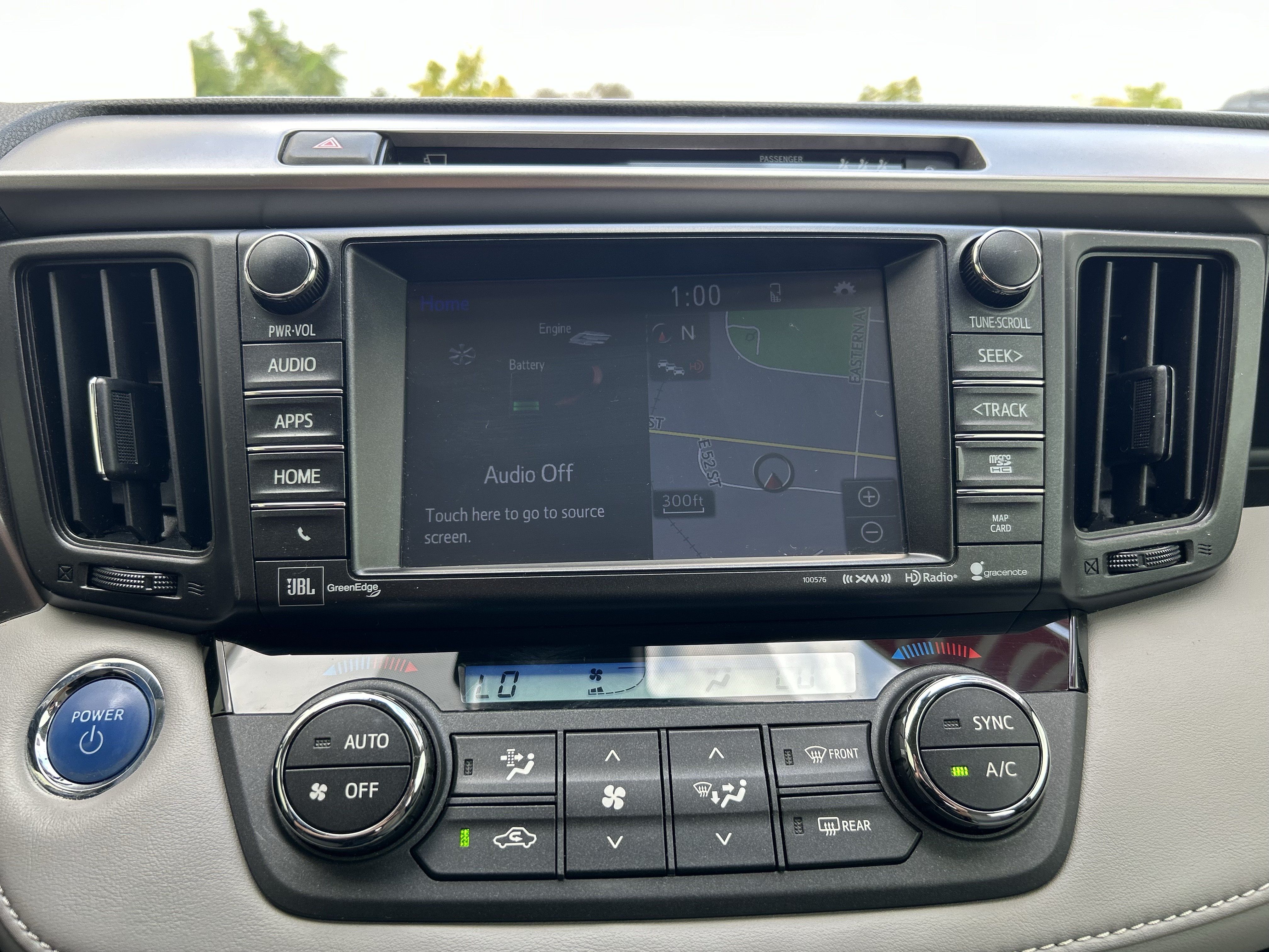Used 2018 Toyota RAV4 Limited w/ Advanced Technology Package AWD/4WD image 16