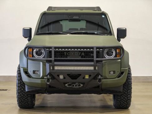 Used 2025 Toyota Land Cruiser image 2