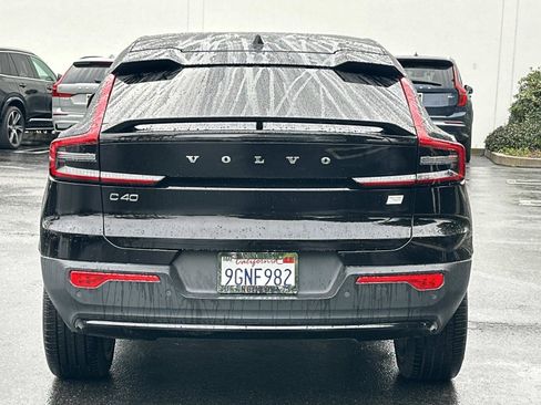 Certified 2023 Volvo C40 P8 Recharge Ultimate image 5