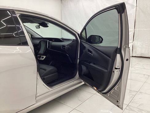 Used 2017 Toyota Prius Prime Premium w/ Carpet Mat Package image 17