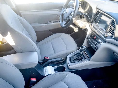 Used 2018 Hyundai Elantra SEL image 19
