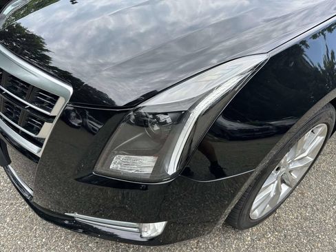 Used 2017 Cadillac XTS Luxury AWD/4WD image 9