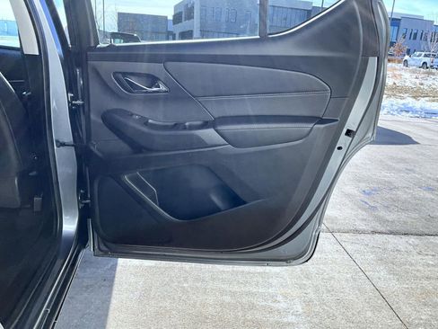 Used 2020 Chevrolet Traverse Premier AWD/4WD image 23