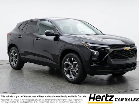 Used 2025 Chevrolet Trax LT FWD image 1