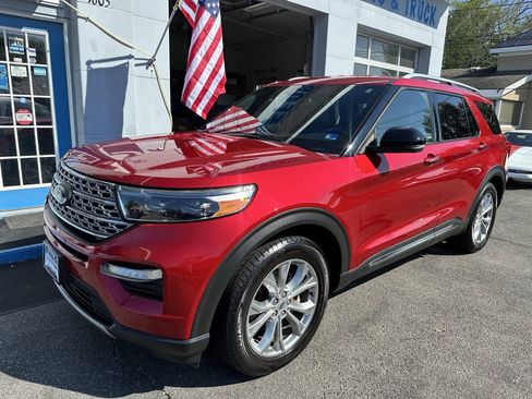 Used 2020 Ford Explorer Limited RWD image 3