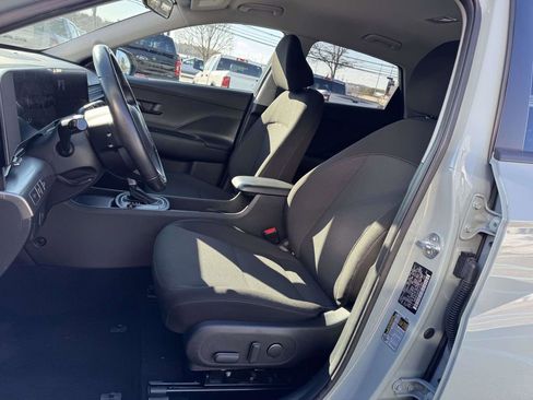 Used 2024 Hyundai Kona SEL image 11