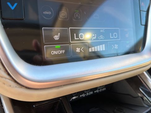 Used 2023 Subaru Outback Limited AWD/4WD image 29