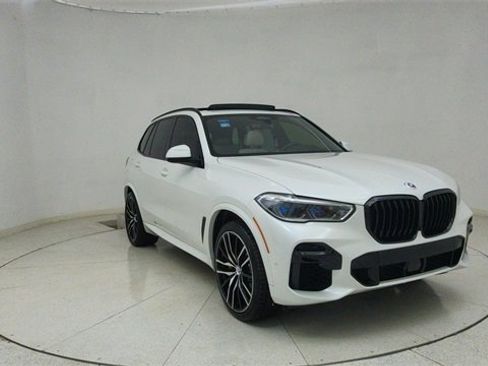 Used 2023 BMW X5 M50i w/ Executive Package image 68
