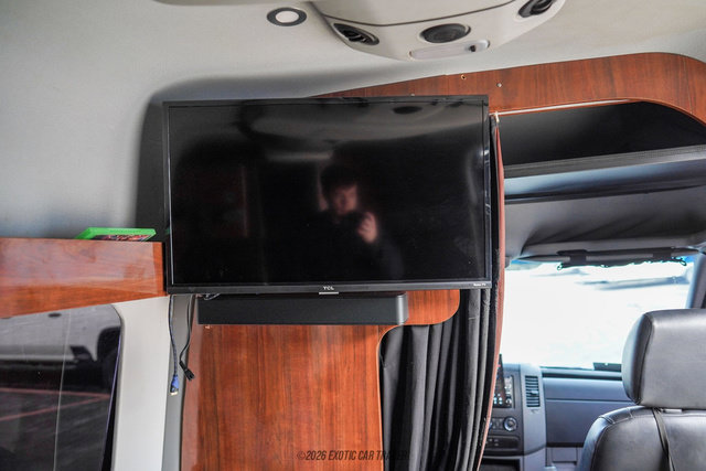 Used 2012 Mercedes-Benz Sprinter 3500 image 53