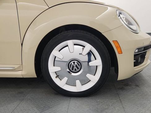 Used 2019 Volkswagen Beetle 2.0T Final Edition SEL image 18