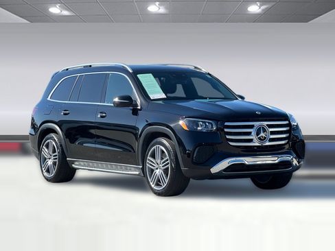 Certified 2024 Mercedes-Benz GLS 450 4MATIC image 6