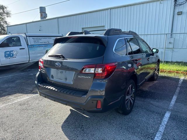 Used 2018 Subaru Outback 2.5i Limited AWD/4WD image 7
