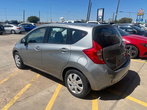 Used 2014 Nissan Versa Note S FWD image 4