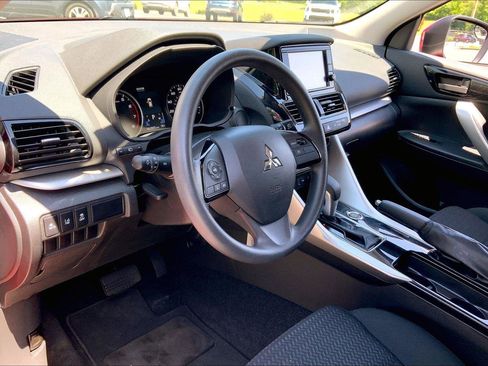 Used 2022 Mitsubishi Eclipse Cross ES AWD/4WD image 12