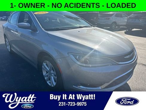 Used 2015 Chrysler 200 Limited w/ Comfort Group FWD image 1