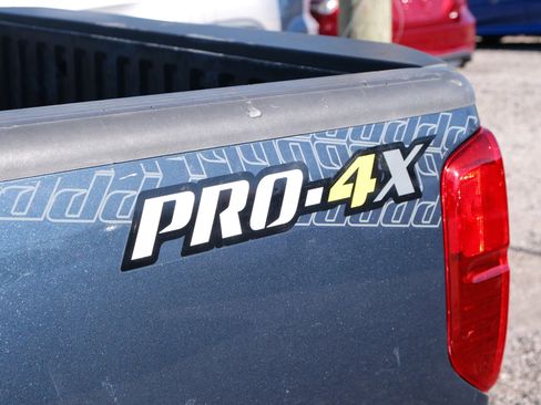 Used 2021 Nissan Frontier PRO-4X w/ Pro-4x Utility Package image 15