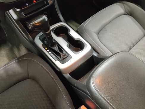 Used 2018 Chevrolet Colorado LT w/ LT Convenience Package image 26