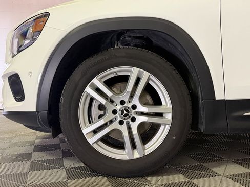 Used 2023 Mercedes-Benz GLB 250 4MATIC image 13