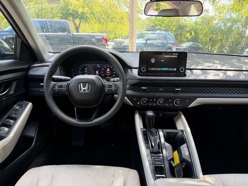 Certified 2023 Honda Accord EX image 13