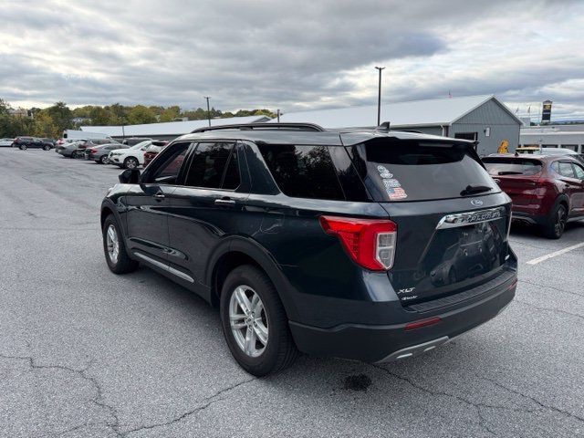 Used 2022 Ford Explorer XLT w/ Equipment Group 202A AWD/4WD image 7