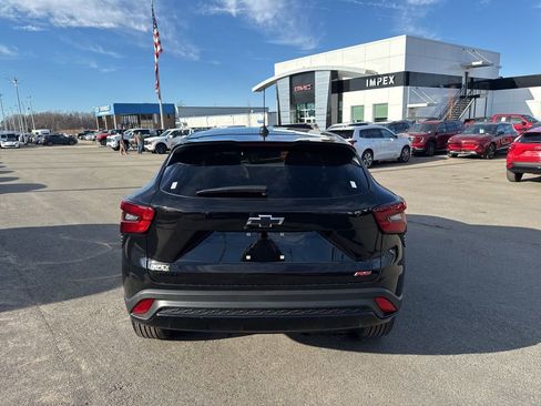 New 2026 Chevrolet Trax RS image 4