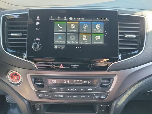 Certified 2022 Honda Pilot Sport image 28