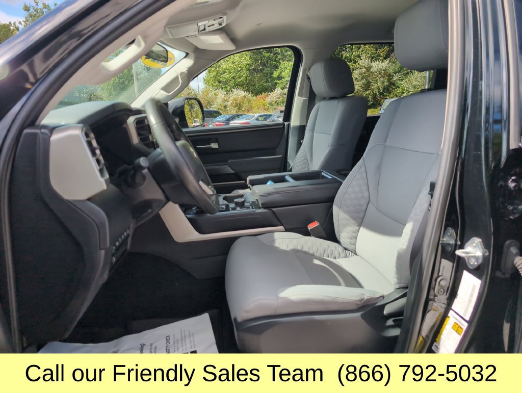 Used 2024 Toyota Tundra SR5 w/ SR5 Convenience Package AWD/4WD image 11