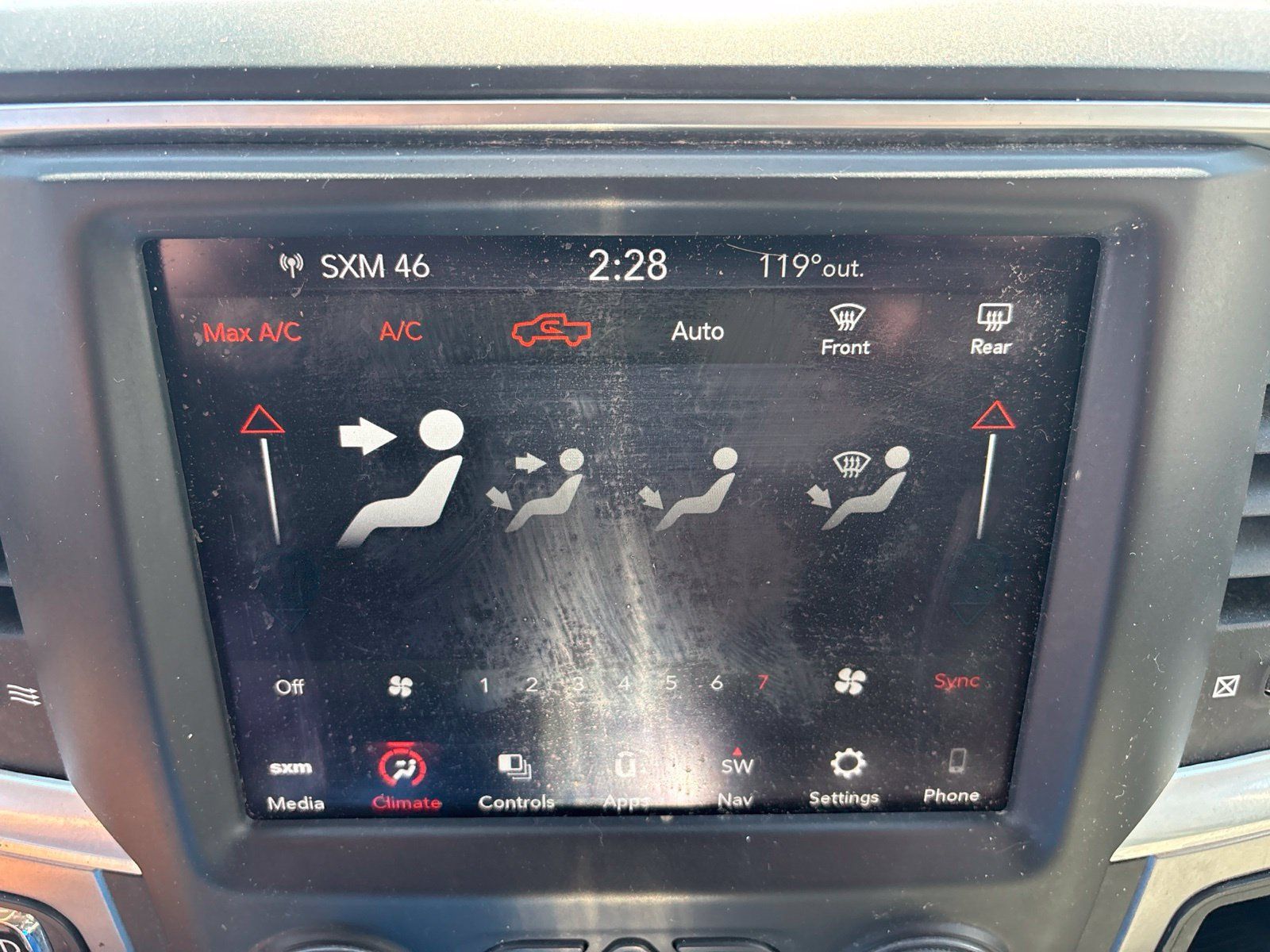 Used 2022 RAM 1500 Classic SLT w/ Trailer & Traction Group RWD image 15