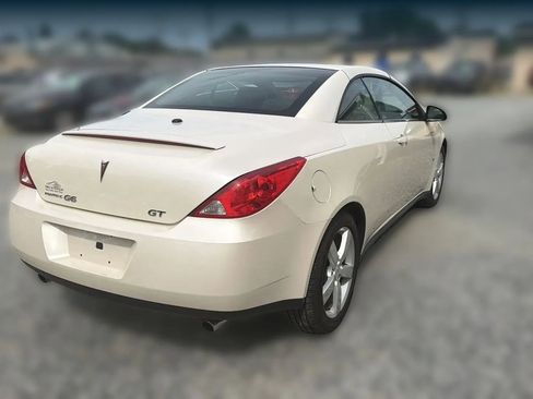 Used 2008 Pontiac G6 GT FWD image 12