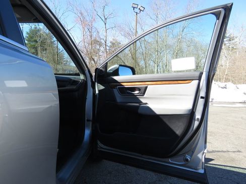 Used 2017 Honda CR-V EX image 12