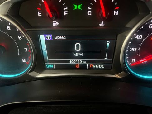 Used 2018 Chevrolet Malibu LT FWD image 13