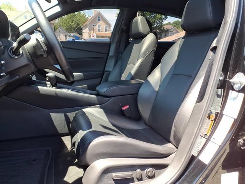 Used 2024 Honda Accord Sport image 11