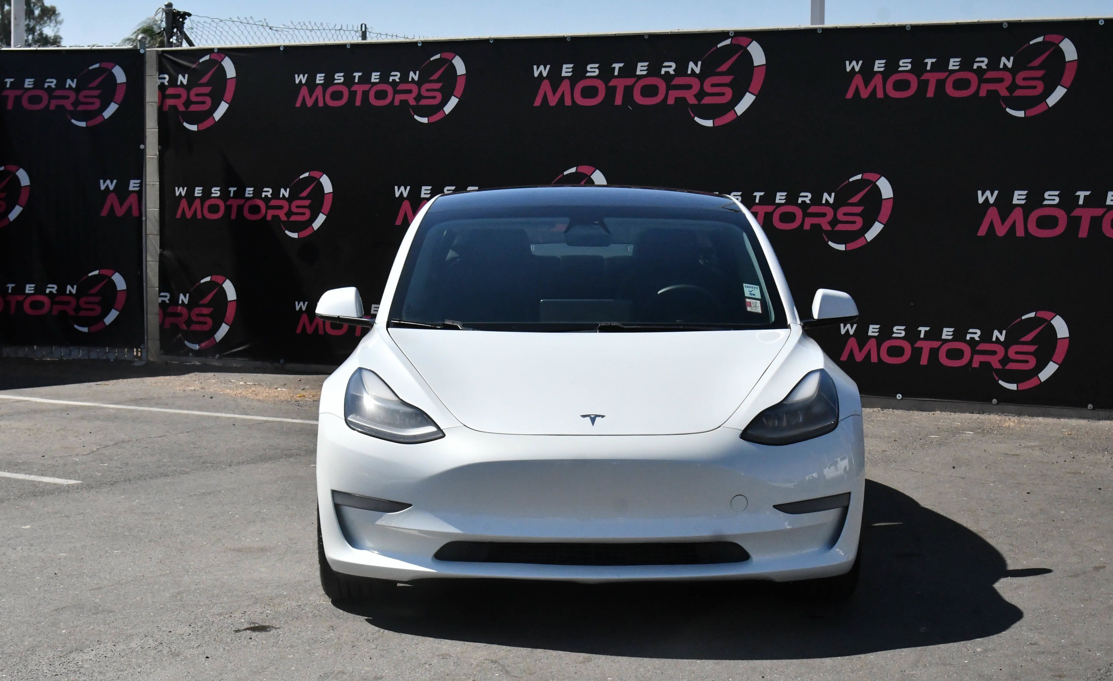 Used 2021 Tesla Model 3 Standard Range Plus RWD image 2
