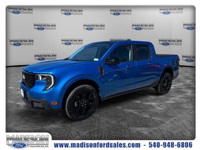 New 2025 Ford Maverick Lariat w/ Black Appearance Package