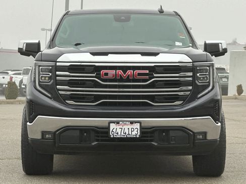 Used 2022 GMC Sierra 1500 SLT w/ SLT Premium Package image 10
