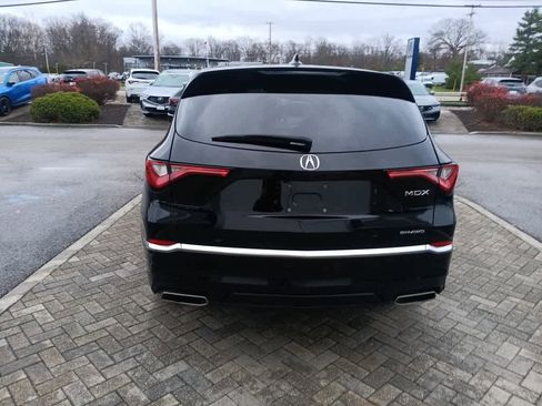 Used 2023 Acura MDX SH-AWD image 5