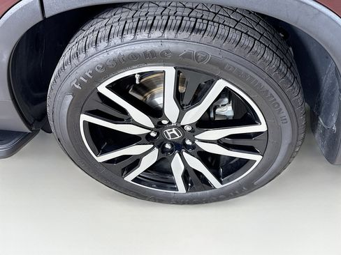 Used 2019 Honda Pilot Touring image 40