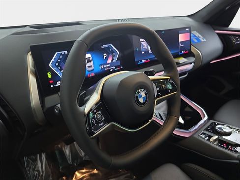 Used 2025 BMW X3 xDrive30i w/ Premium Package image 19