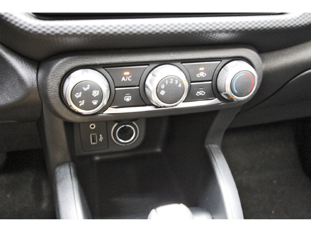 Used 2025 Nissan Kicks Play S FWD image 21