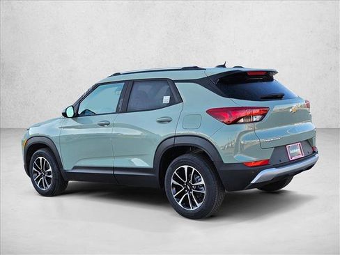 New 2026 Chevrolet TrailBlazer LT w/ Convenience Package FWD image 9
