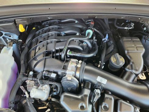 New 2026 Jeep Grand Cherokee Laredo image 27