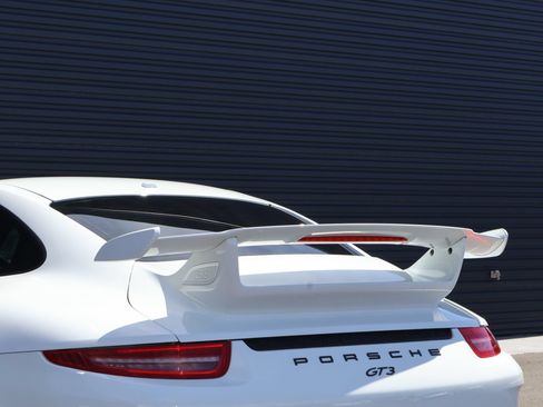 Used 2014 Porsche 911 GT3 RWD image 26