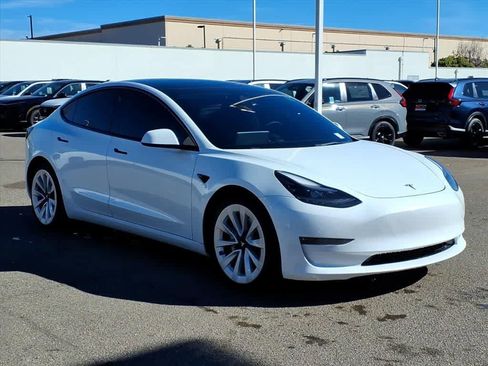 Used 2022 Tesla Model 3 Long Range AWD/4WD image 3
