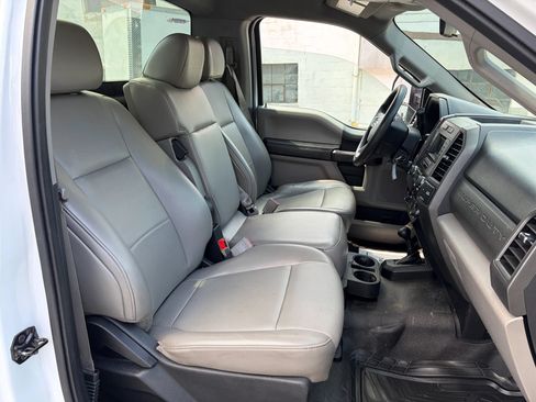 Used 2019 Ford F250 XL w/ XL Value Package AWD/4WD image 3