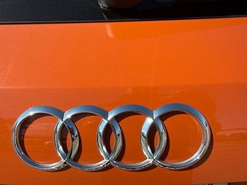 Used 2025 Audi Q3 2.0T Premium AWD/4WD image 9