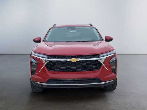 New 2026 Chevrolet Trax LT w/ Driver Confidence Package image 9